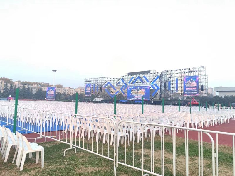 新安億豐時(shí)代廣場(chǎng)演唱會(huì)