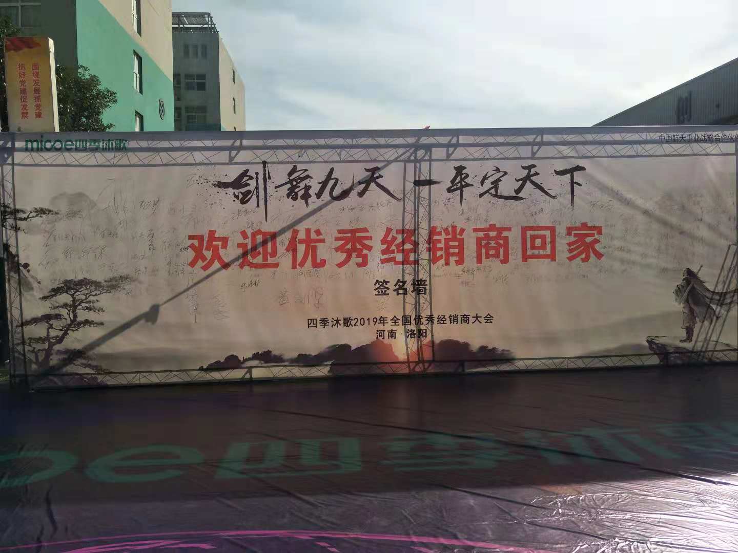 1543202075102334.jpg 1543202075102334.jpg